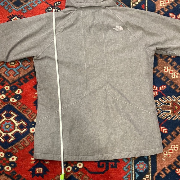 Large North Face Ski Coat - Picture 12 of 13